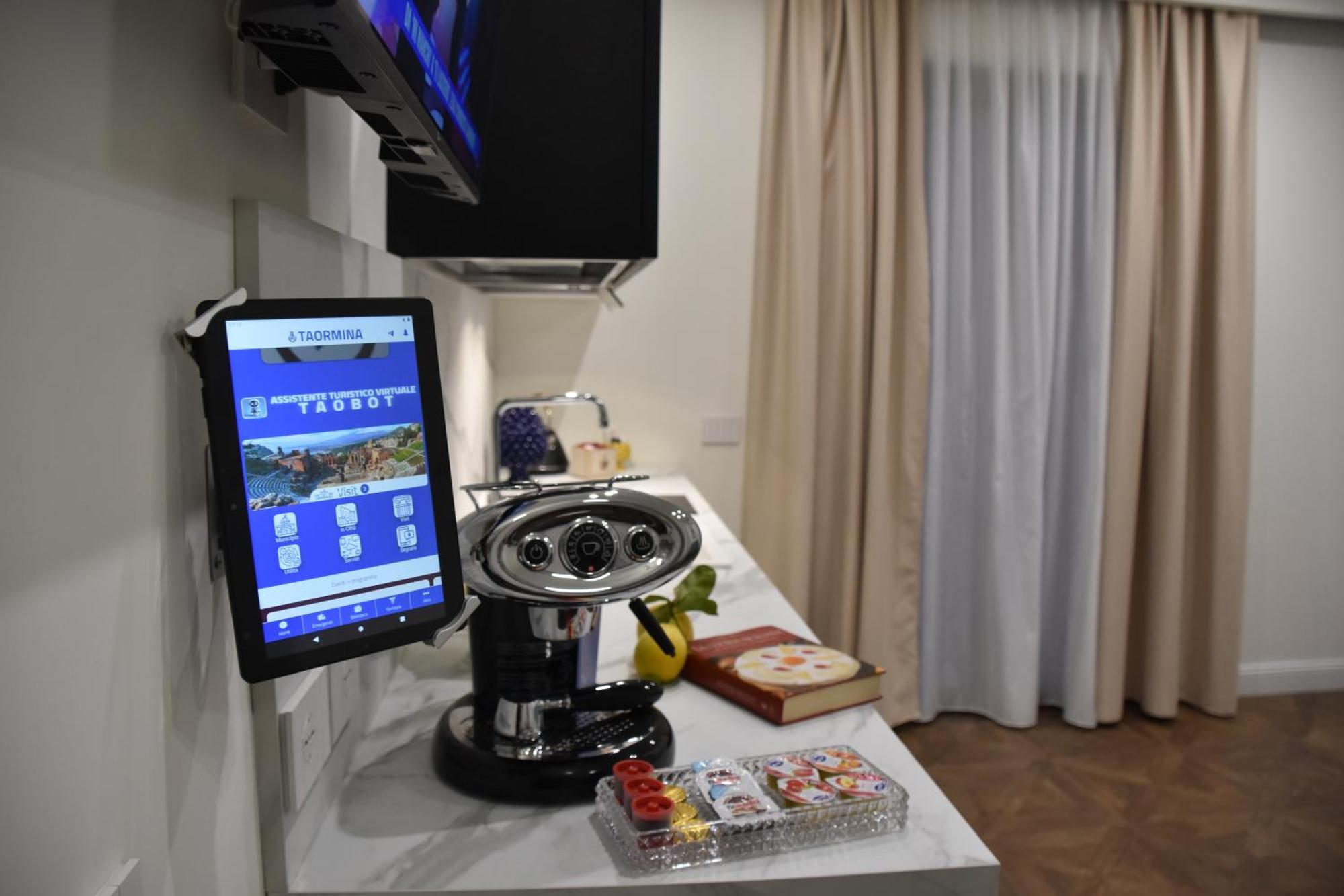 Gloden House Apartments Taormina Bilik gambar